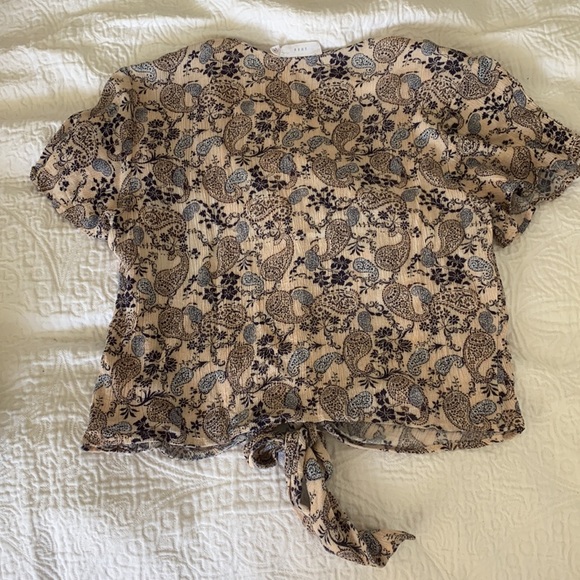 Lush Tie-Front Top - Picture 3 of 3